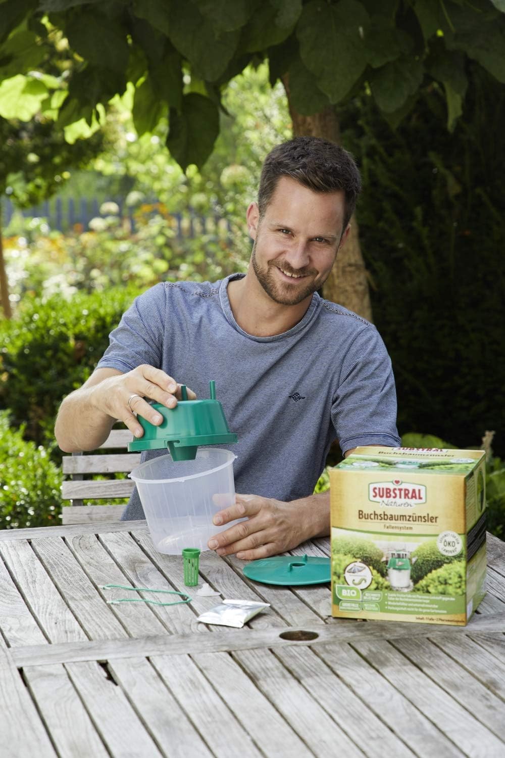 Substral Naturen Bio Buchsbaumzünsler Falle zur Befallskontrolle, insektizidfrei, mit Pheromon Lockstoff, wirkt 6 Monate — Ansicht 3
